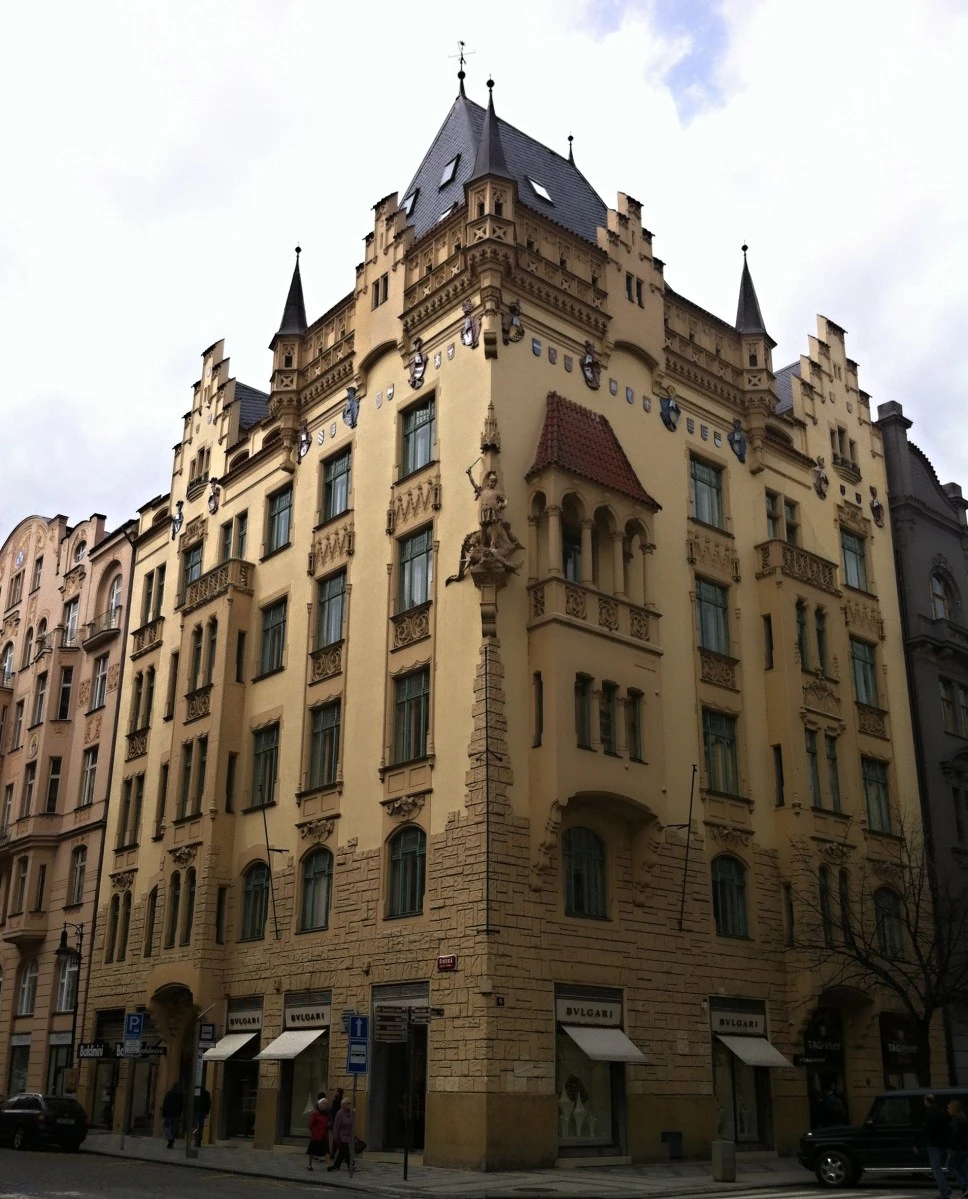 Pařížská 15